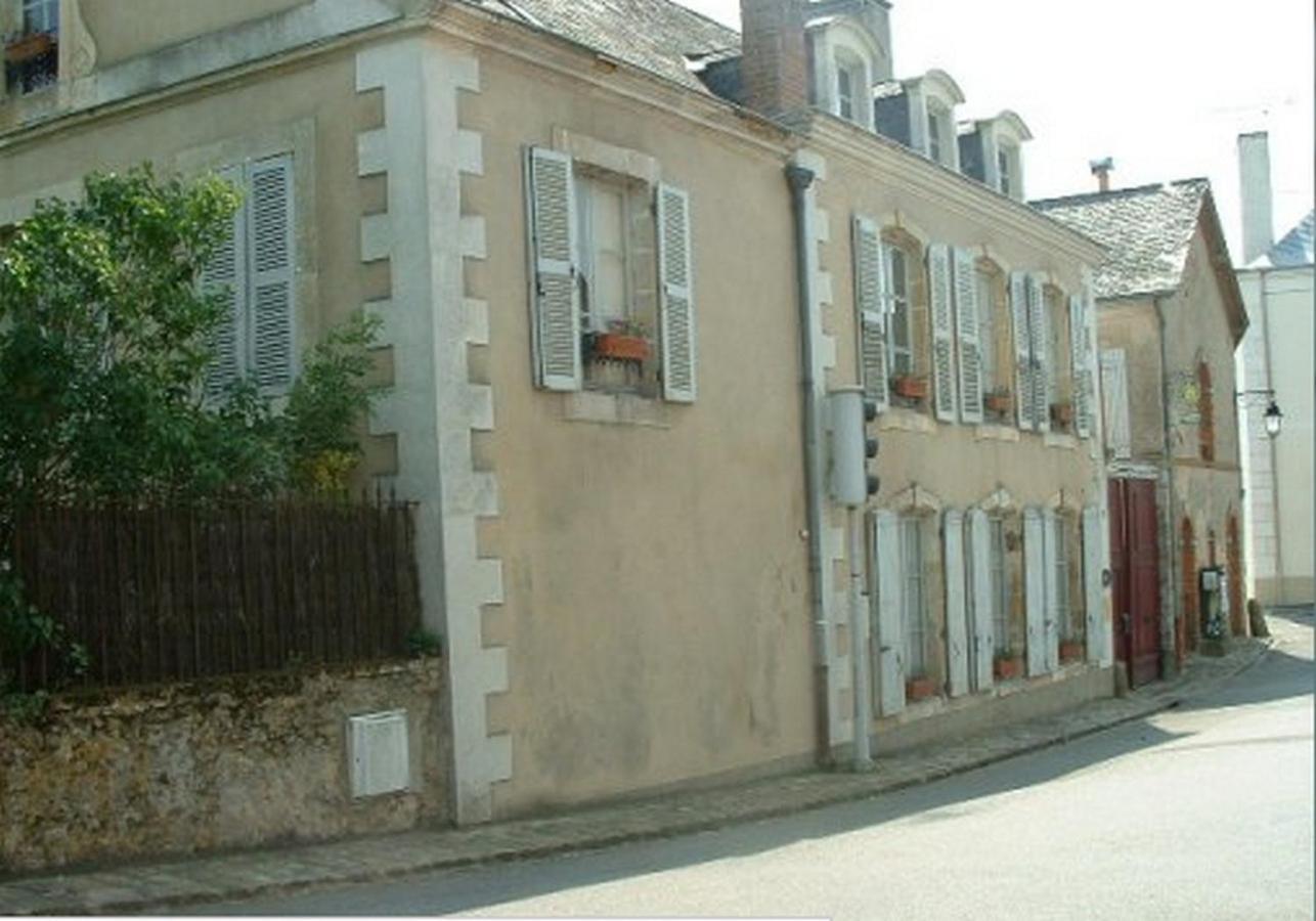 Chambres D'Hotes Le Pont Romain Montfort-le-Gesnois Luaran gambar